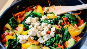 овощи со шпинатом и сыром